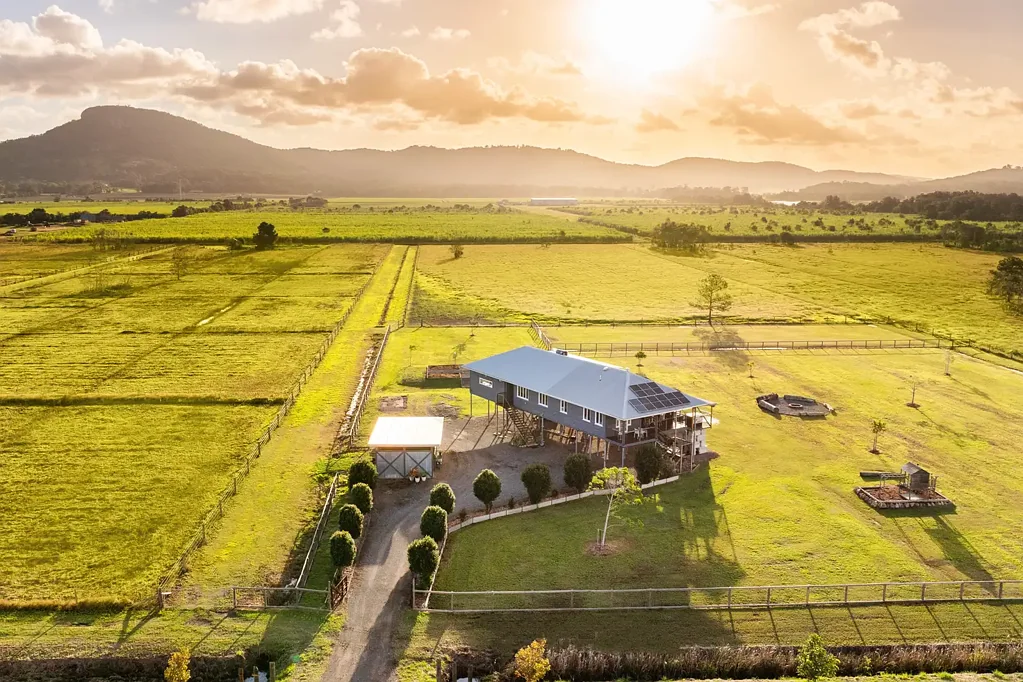 Yandina Creek  ~ Mill Farm Estate ~