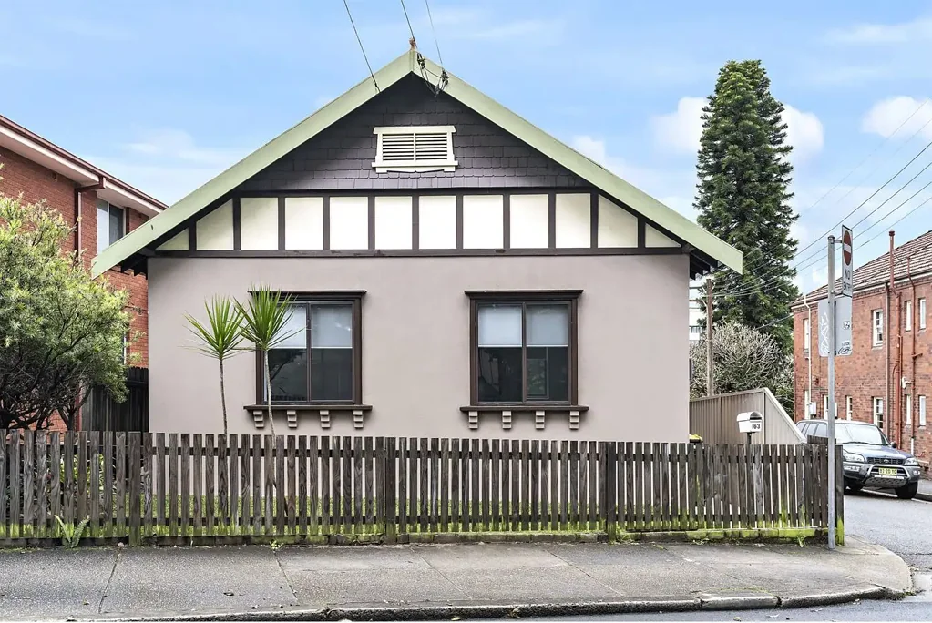 Charming Sun-Lit Home in a Convenient Ashfield Location
