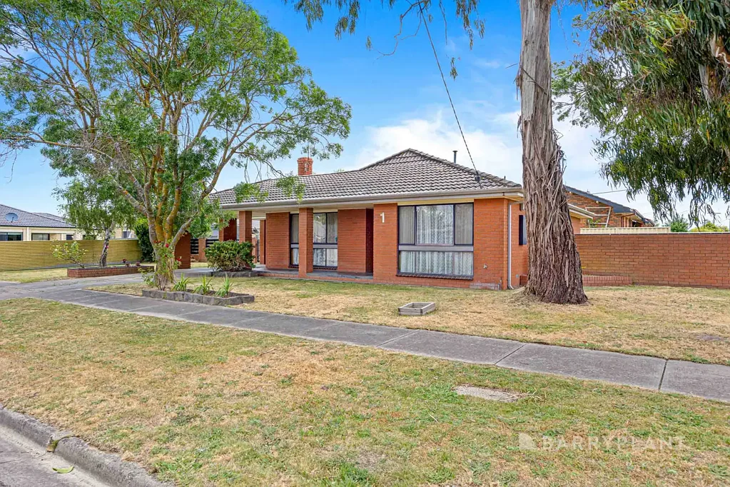 1 Aminya Avenue, Delacombe, VIC 3356
