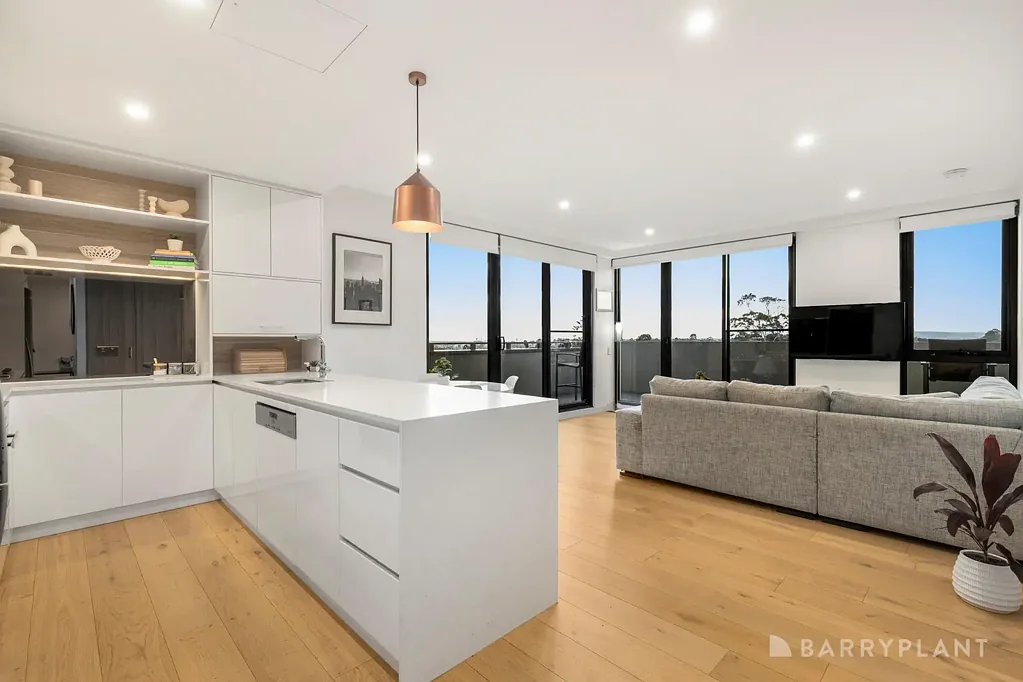 Doncaster East 3ਬੈੱਡਰੂਮ North-Facing Penthouse Excellence in the East Doncaster Secondary College Zone
