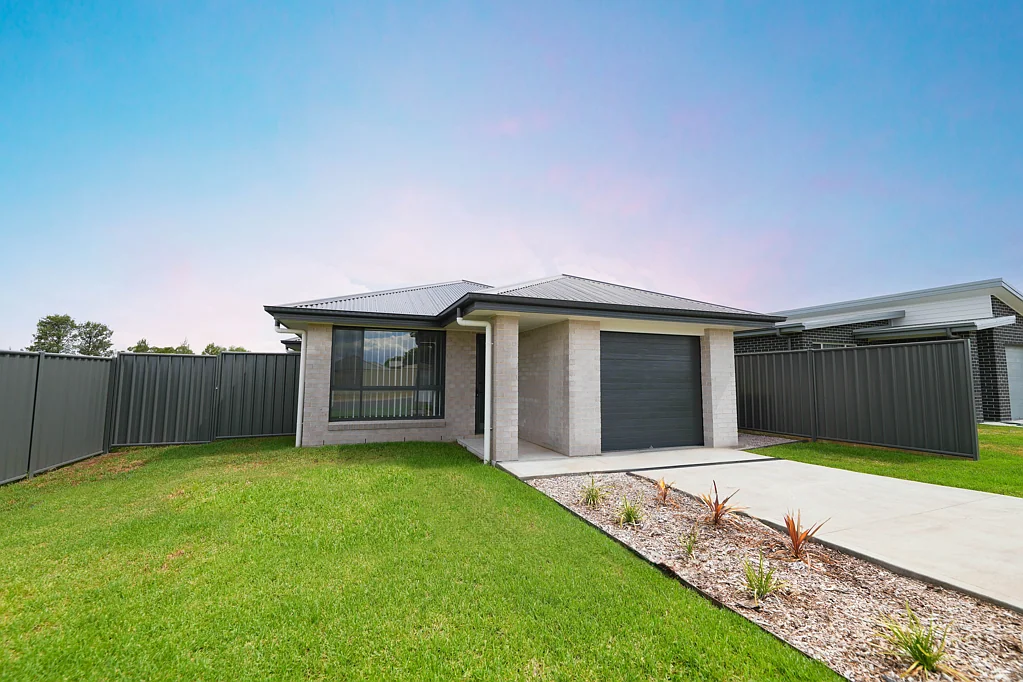 Parkes 4침실 A Brand New Home, Ready For You