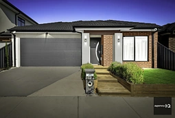 22 Mendocino Crescent, Tarneit