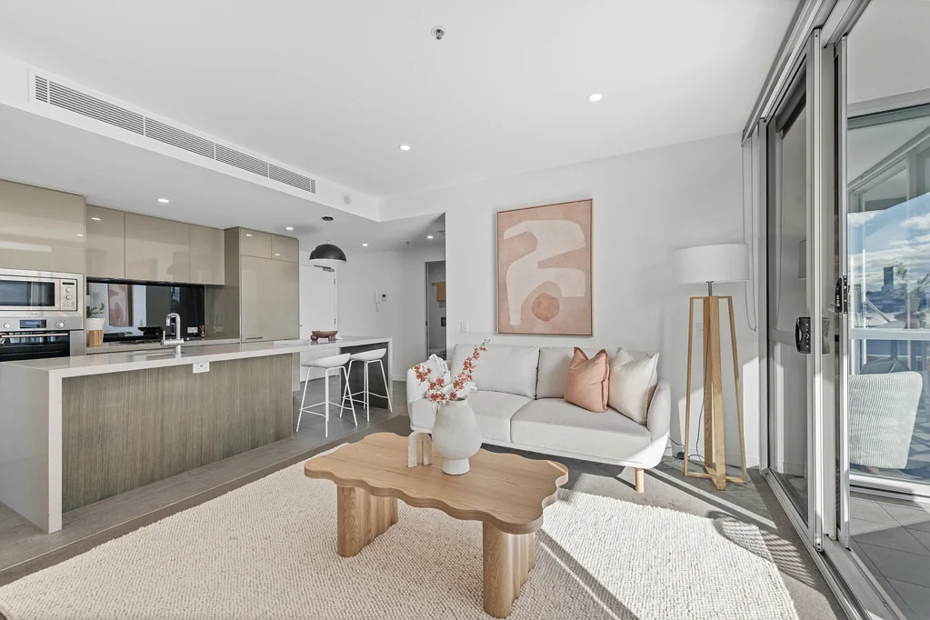 Woolloongabba 3房 设施齐全，生活便利 Amenity in Abundance, Lifestyle at Your Doorstep