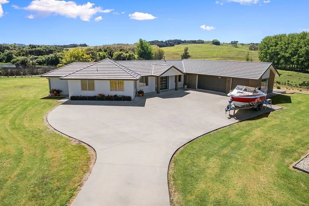 Kaiwaka  Space, style and seclusion