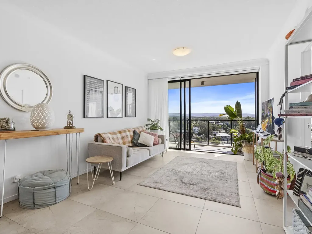1007/372 Marine Parade, Labrador, QLD 4215
