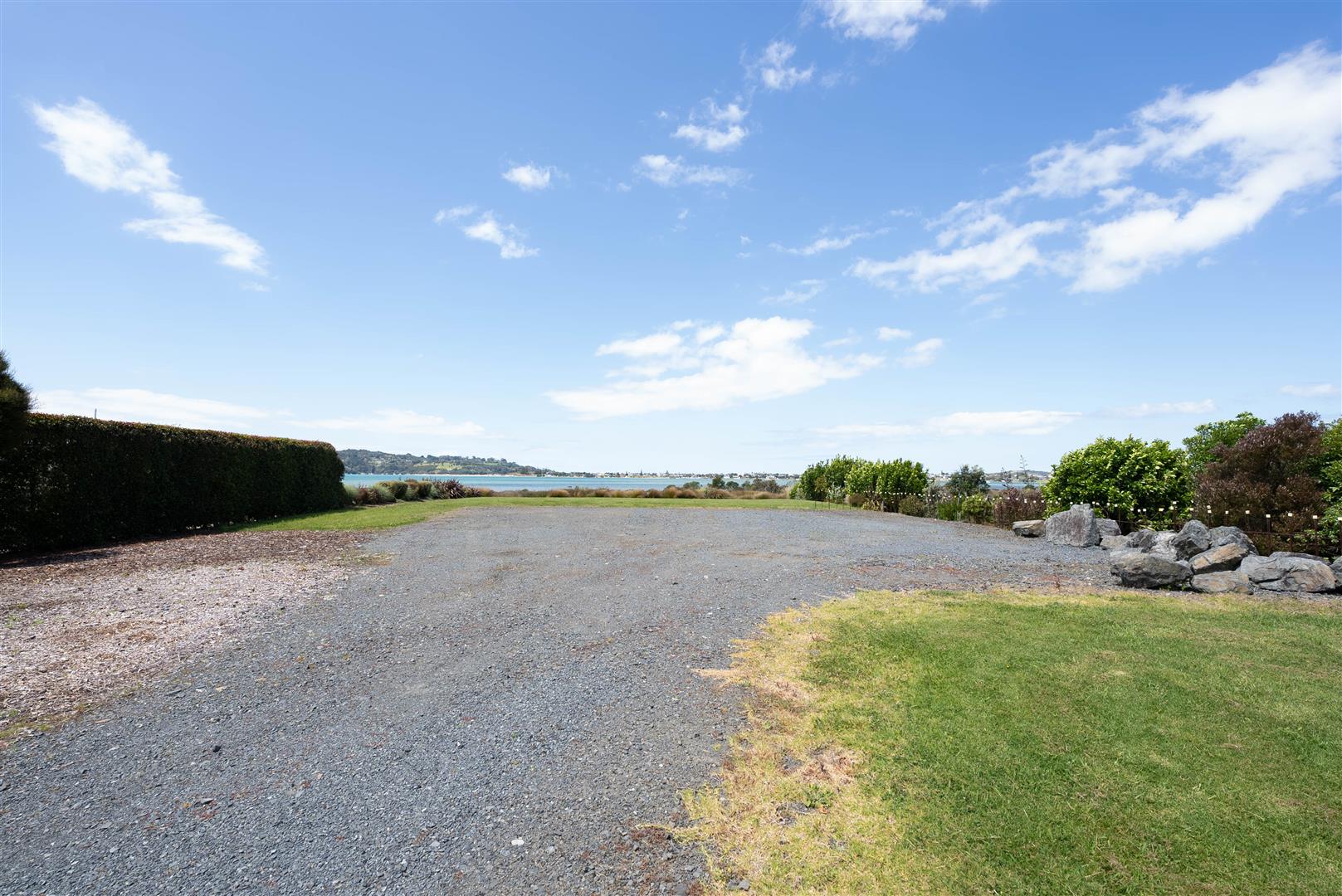 40 & 42 Waimanu Place, Point Wells, photo 8