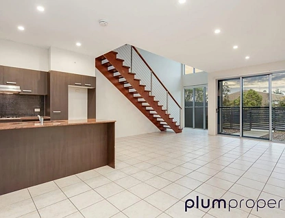 35 Waverley Road, Indooroopilly, Brisbane Western Region, 3 ห้องนอน, 2 ห้องน้ำ, Townhouse