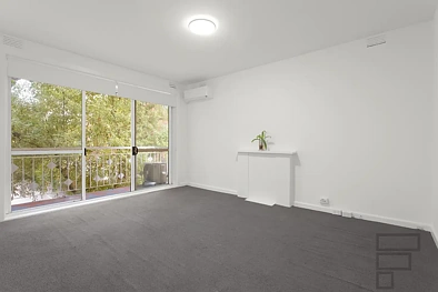 8/63 Ormond Road, Elwood, VIC 3184, 2 Bedrooms, 1 Bathrooms, Apartment