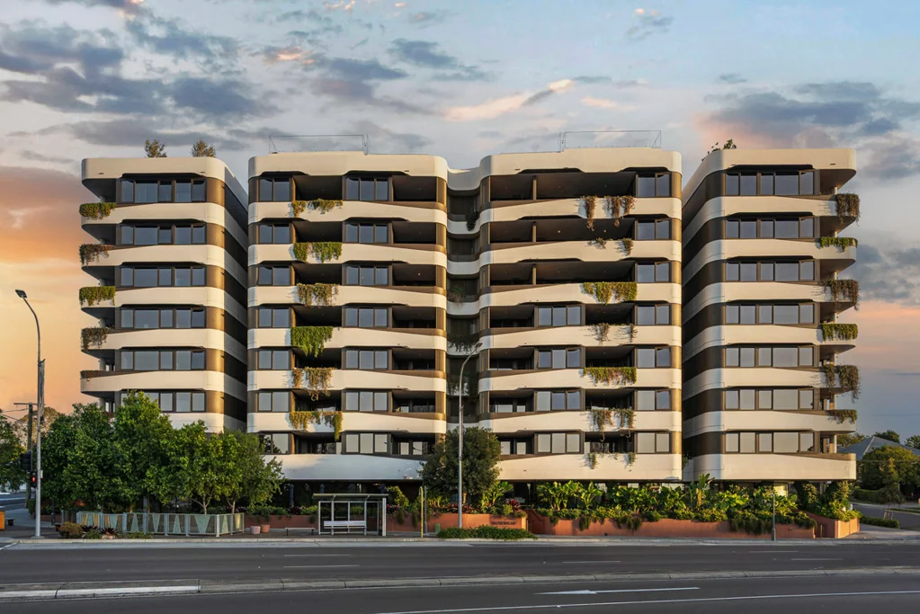 East Brisbane 3غرفة نوم Uncompromised Luxury with River, Park & Story Bridge Panoramas