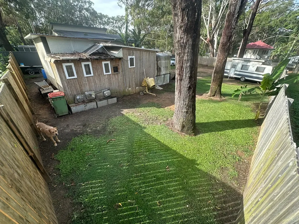 Russell Island Fully fenced, North end, Caravan included