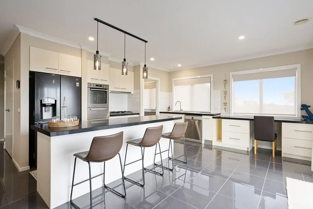 Coastal Living with Views