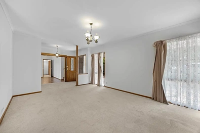 लिविंग रूम - 32 Brook Street, Sunbury, VIC 3429