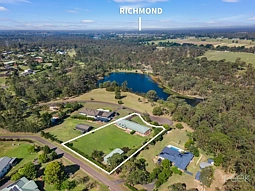14 Black Swan Place, Yarramundi