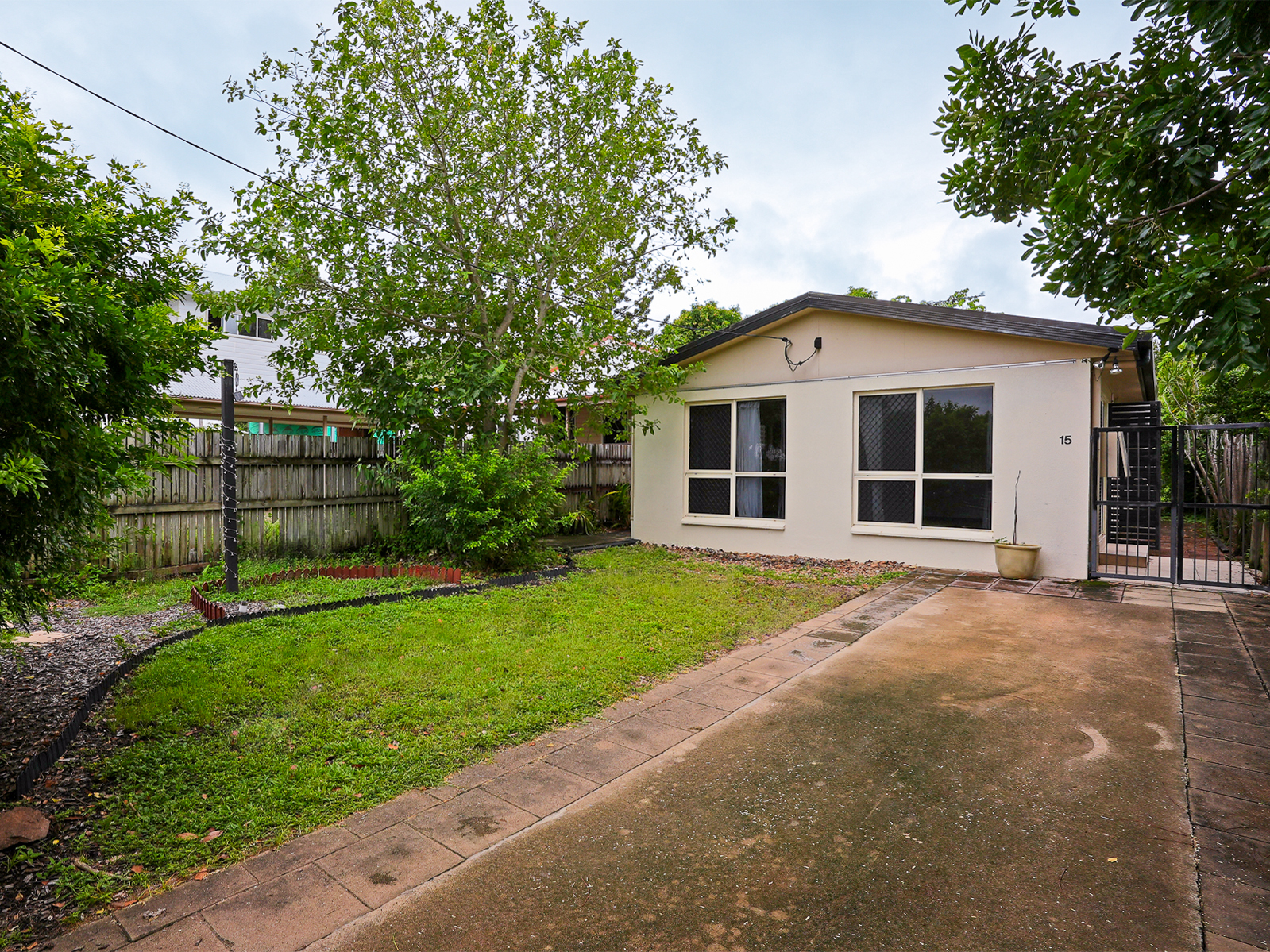 15 ESTATE ST, WEST END QLD 4810, 0房, 0浴, House