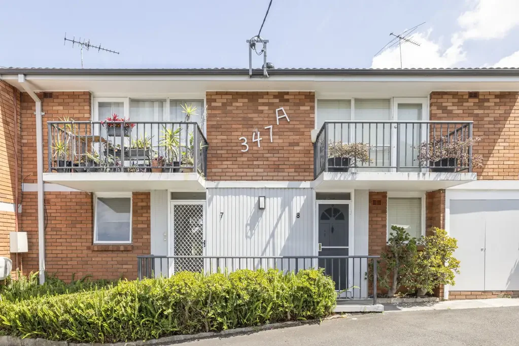Sunny apartment in prime location