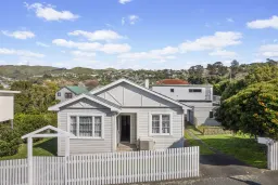 2 Moorefield Road, Johnsonville