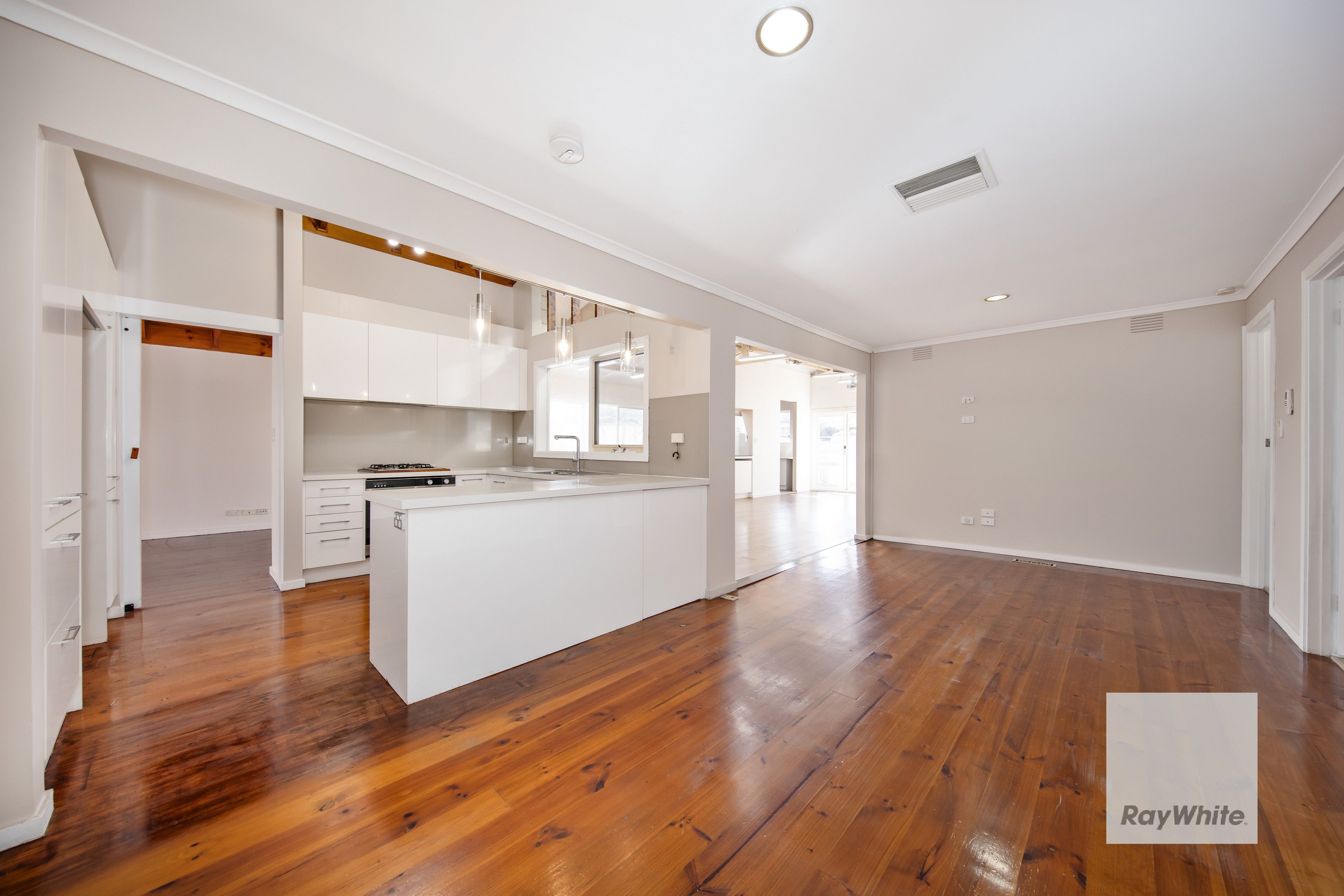 10 BARINA CL, KEILOR DOWNS VIC 3038, 0 Schlafzimmer, 0 Badezimmer, House