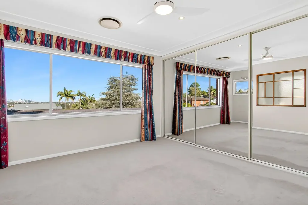 SPACIOUS FAMILY HOME