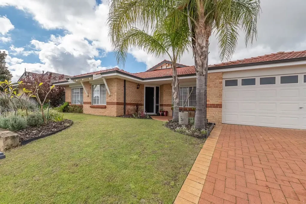 Thornlie 4Kwarto PRICE REDUCED - MUST BE SEEN