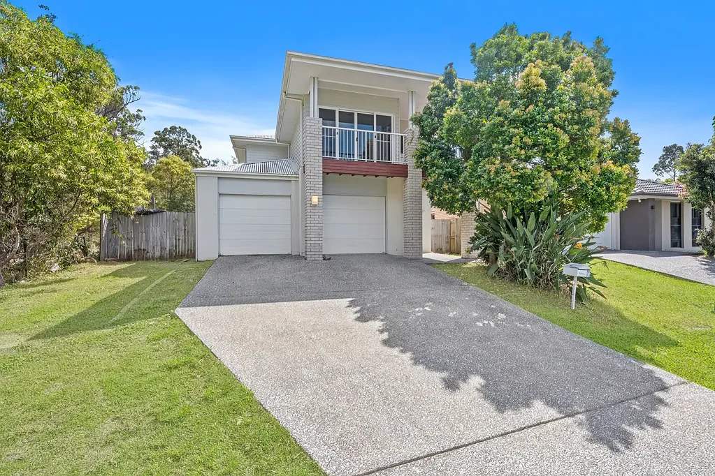 27 Maurie Pears Crescent, Pimpama, QLD 4209