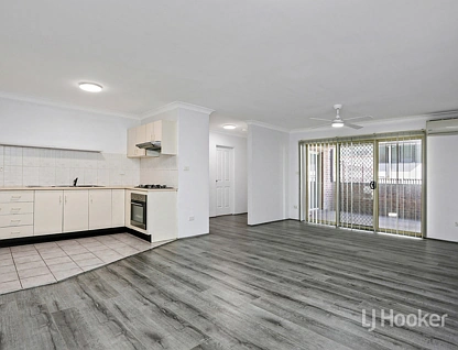 4/8-10 Fourth Avenue, Blacktown, Western Suburbs, 2 habitaciones, 1 baños, Apartment