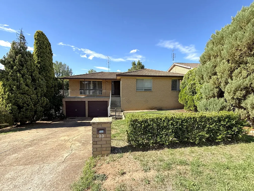 23 Toompang Street, Young, NSW 2594
