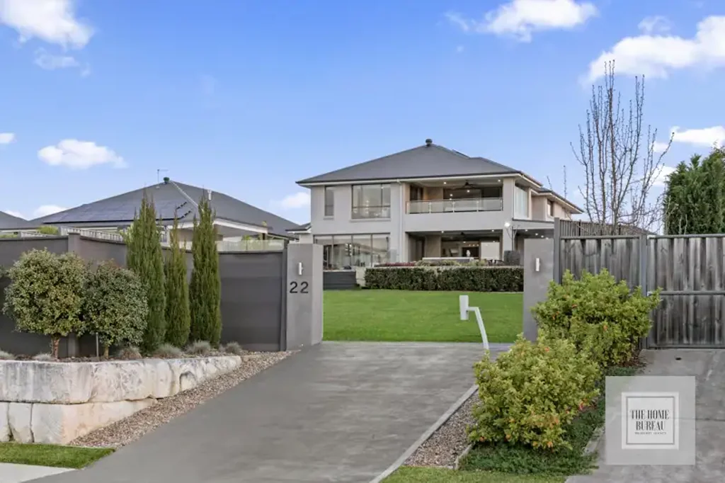 Pitt Town 4Zimmer Paradise on Half an acre.