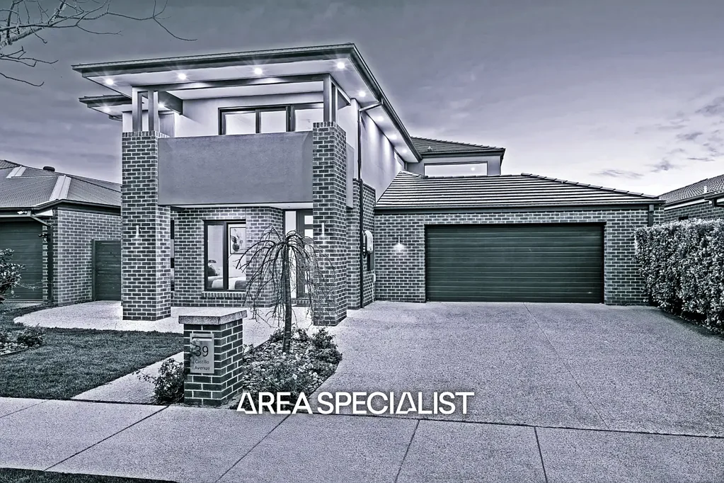 39 Castillo Avenue, Clyde North, VIC 3978