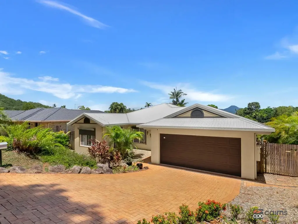Mount Sheridan 4房  Forest Gardens – Large Modernised Family Home with Pool