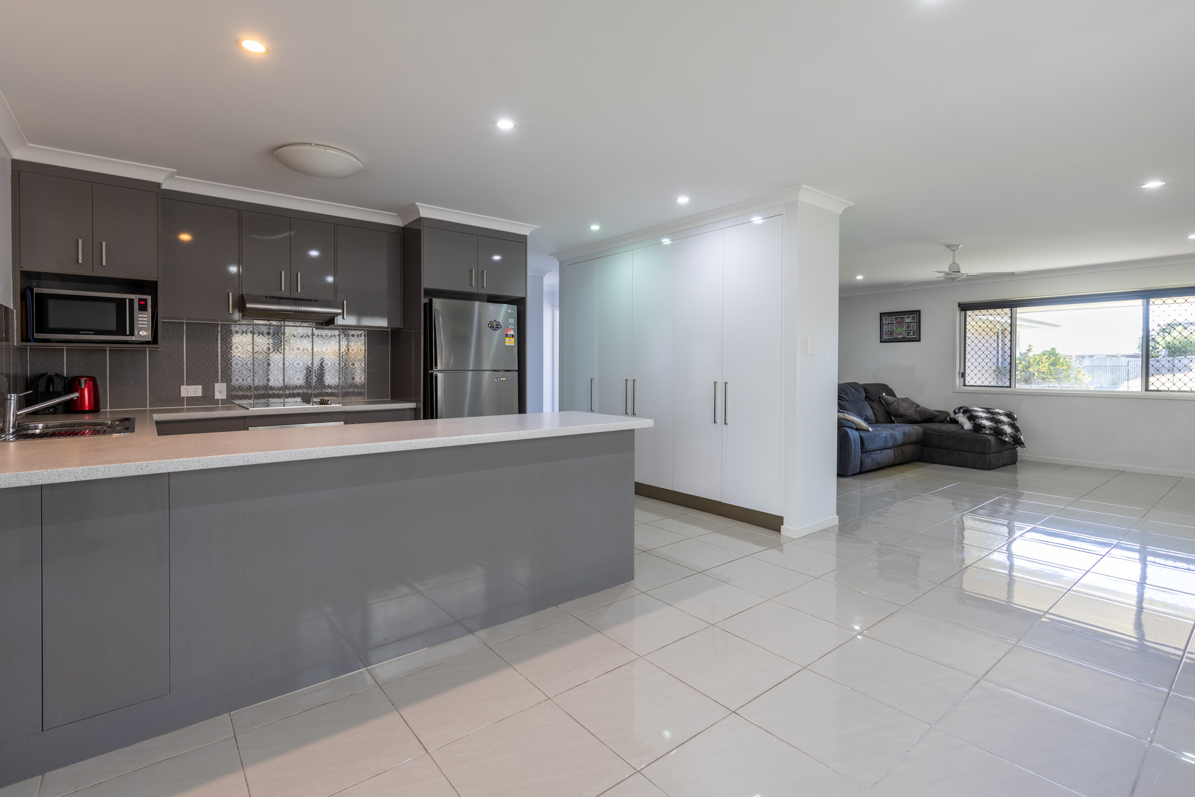 48 BROADWATER PL, NEW AUCKLAND QLD 4680, 0 Bedrooms, 0 Bathrooms, House