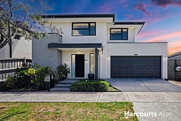 46 Mossey Crescent, Cranbourne East