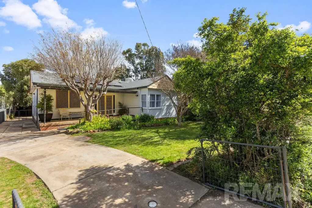 Forest Hill 3બેડરૂમ Perfect First Home or Investment Opportunity