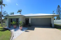 444 Beach Road, Airdmillan