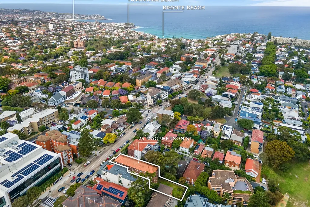 Waverley 15બેડરૂમ Rare Block of 15 oversized apartments.  Endless Potential Near Iconic Beaches on Bronte Border. Coastal Lifestyle Meets Blue-Chip Investment.