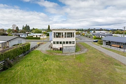 33A McKerrow Street, Te Anau