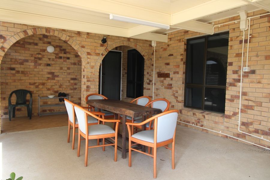 37 MELALEUCA ST, SLADE POINT QLD 4740, 0部屋, 0バスルーム, House