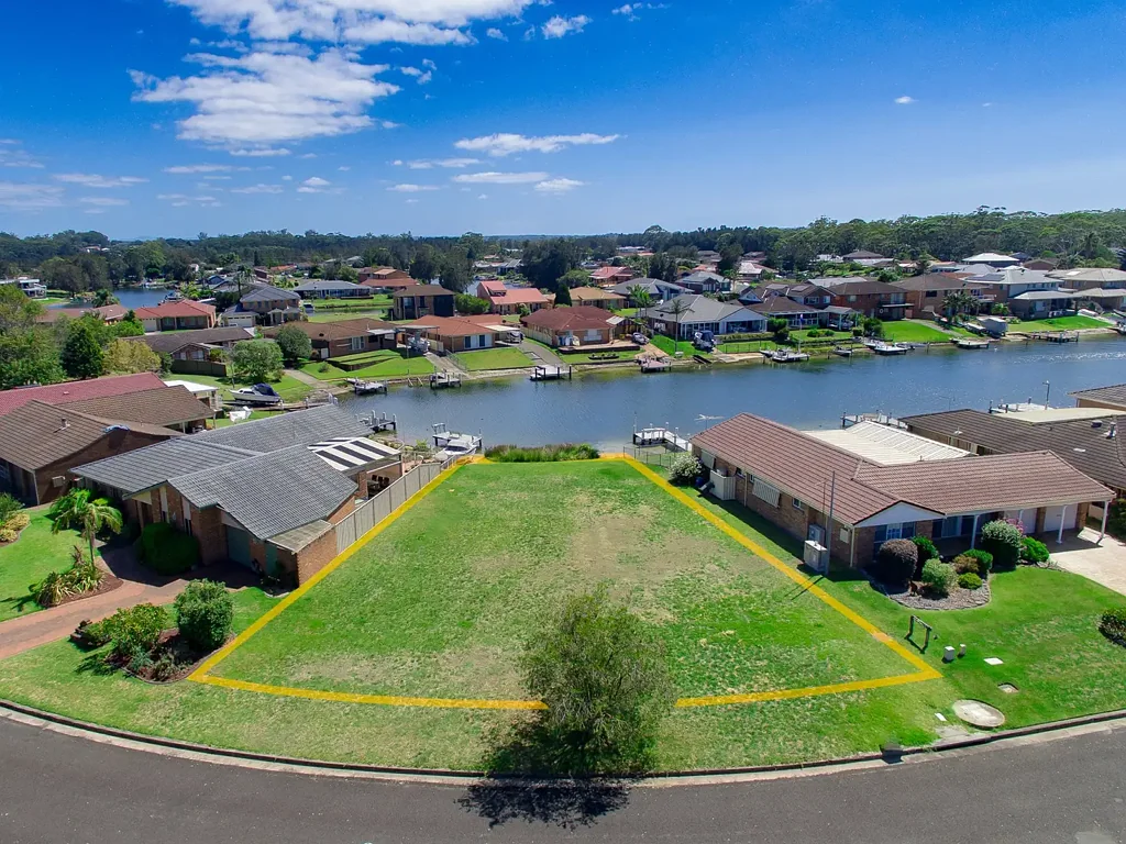 Sussex Inlet Vacant WATERFRONT Land