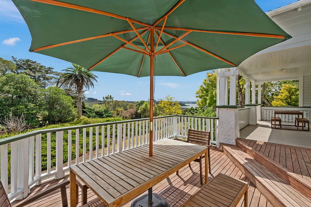 Matakohe A Slice of Paradise Overlooking Kaipara Harbour