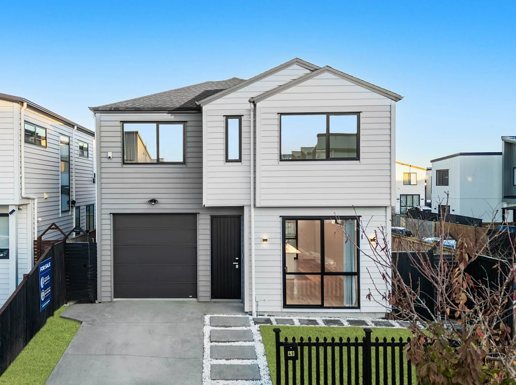 Papakura 4غرفة نوم Must Be Sold -Modern Family LivingHigh $700,000's