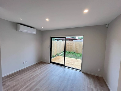 2Bed2Bath property in Panmure
