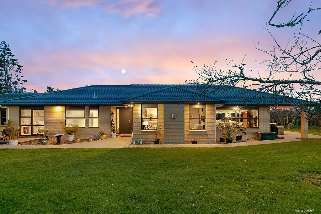 Waiuku 4Phòng ngủ Family + Pet Safe, Stylish and Secure
