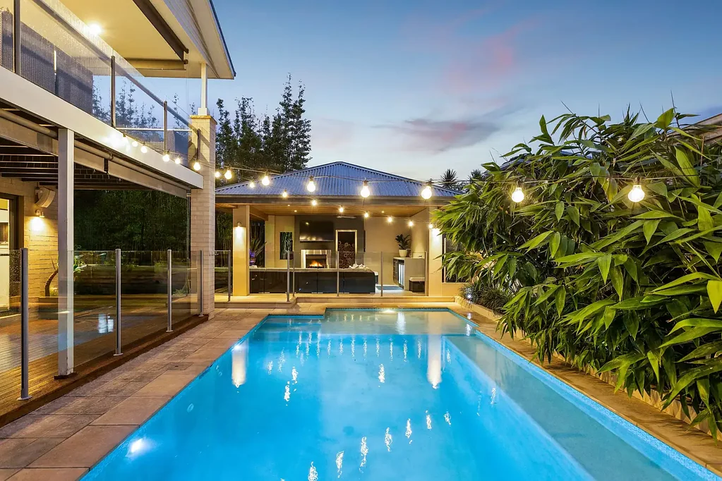 Shell Cove 4 Bedroom Unrivalled Coastal Elegance