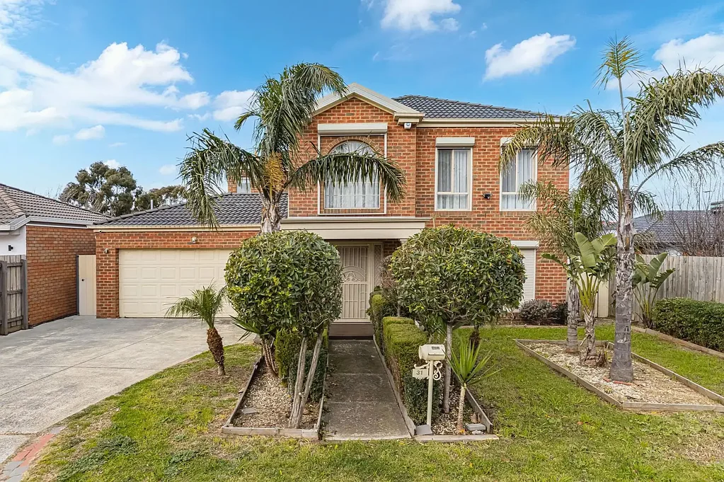 Roxburgh Park 5房 为家庭、空间与舒适而建的家 A Home Built for Family, Space & Comfort