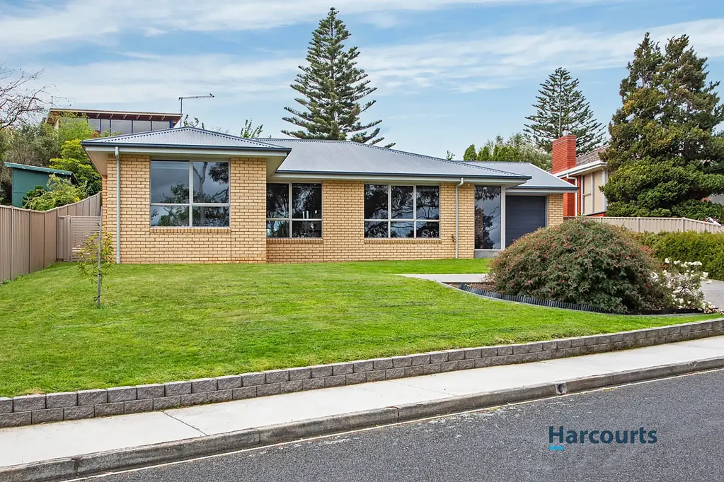 38 River Road, West Ulverstone, TAS 7315