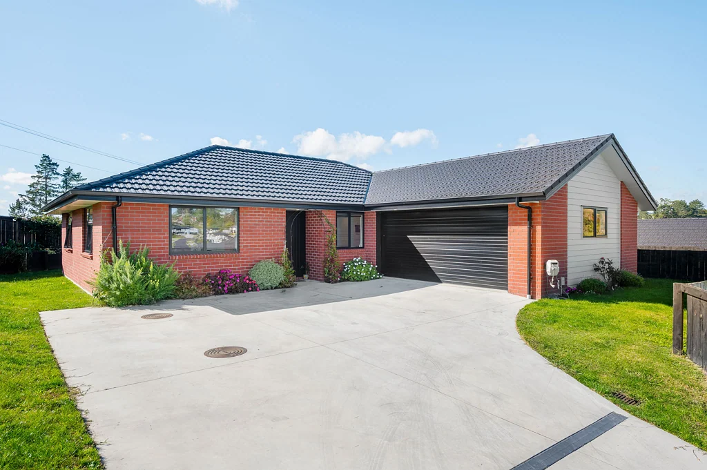 Huntly 4房  Family Living With Space To Grow!