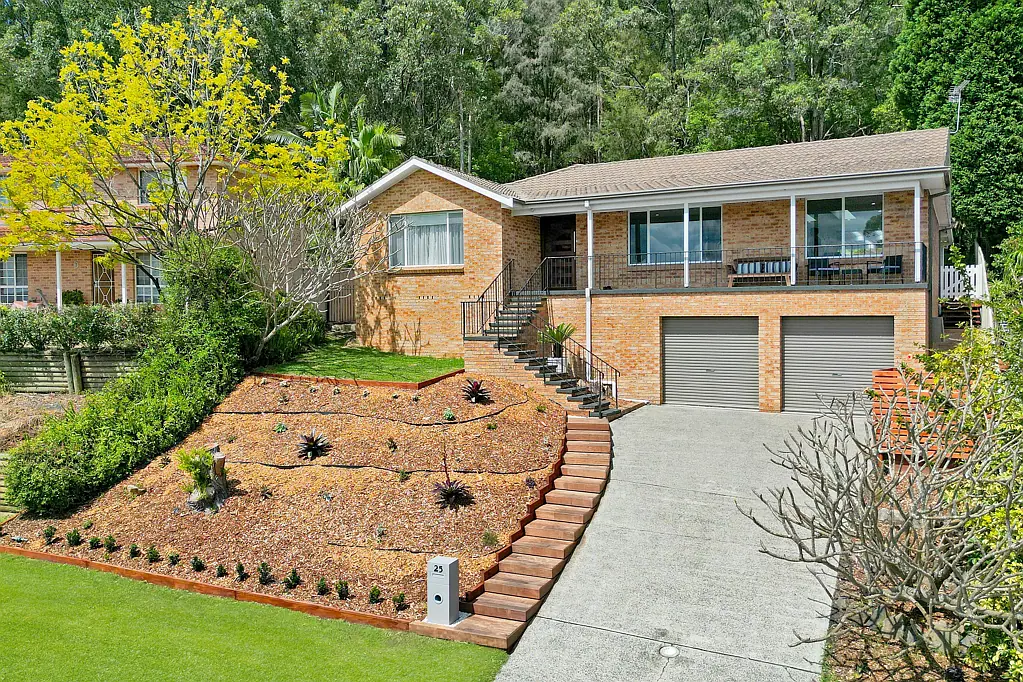 25 Beveridge Drive, Green Point, NSW 2251