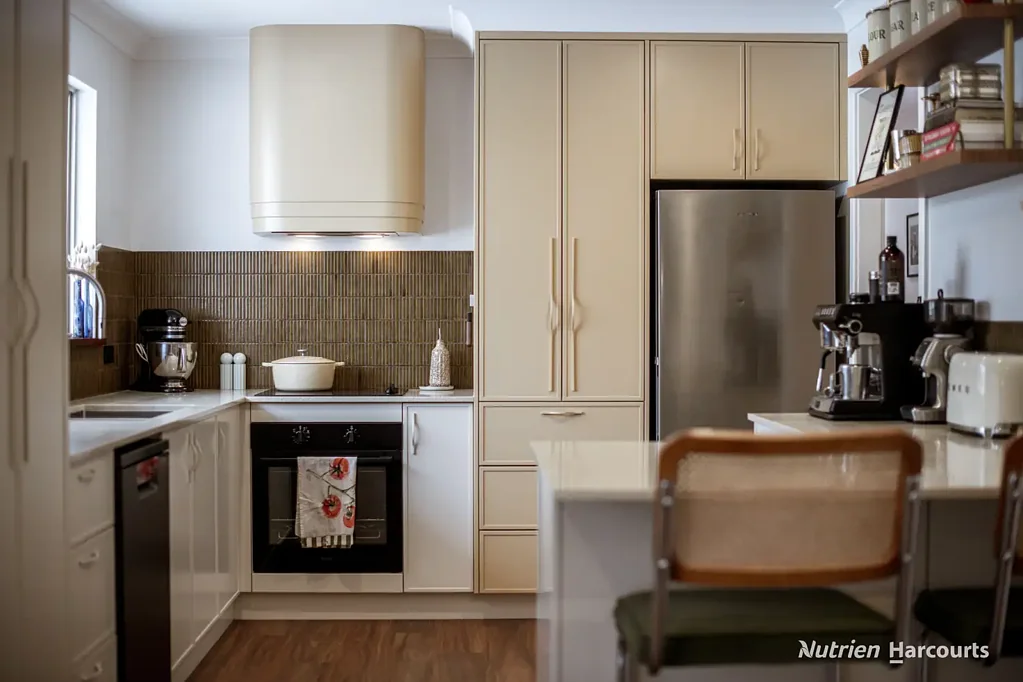 Castletown 3ਬੈੱਡਰੂਮ Mid-Century Mood, Modern Comfort