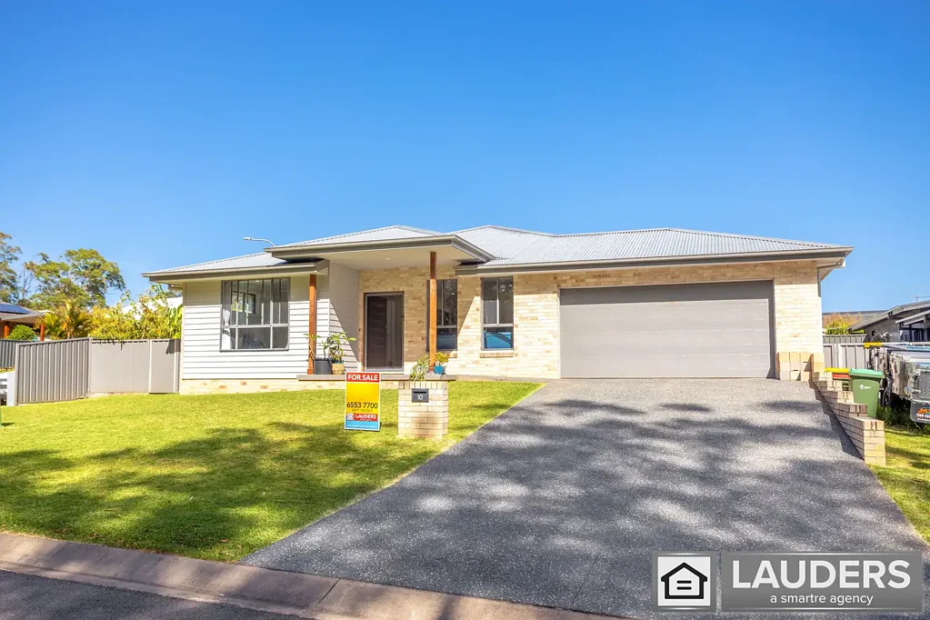 10 Walter Fay Street, Wallabi Point, NSW 2430