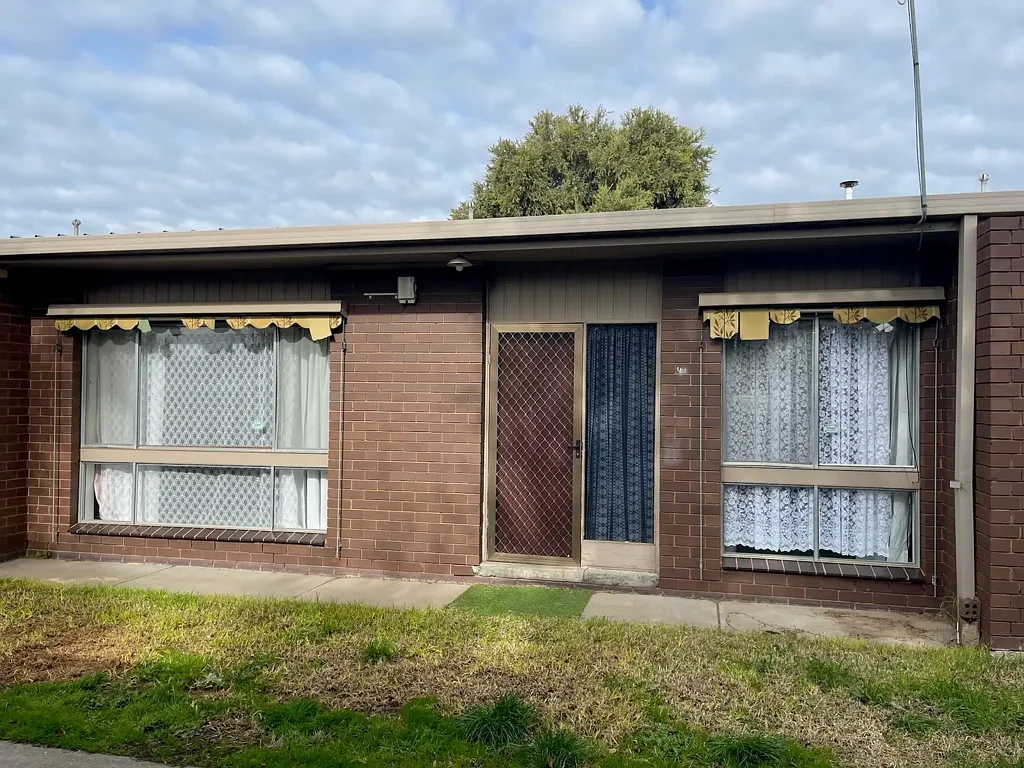 One Bedroom Unit!
