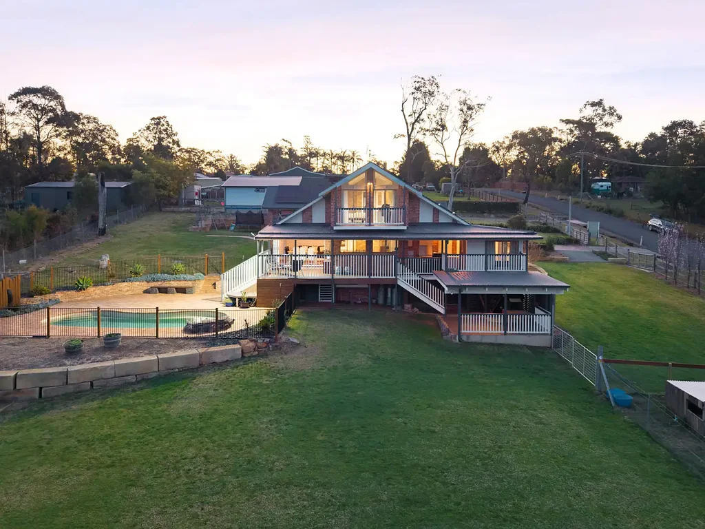 Buxton 6房 拥有双重居住灵活性的私密乡村度假屋 A Private Rural Retreat with Dual Living Flexibility